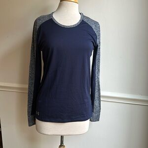 Under Armour Women's Favorite Long Sleeve Moisture Wicking Tee Blue Small EUC